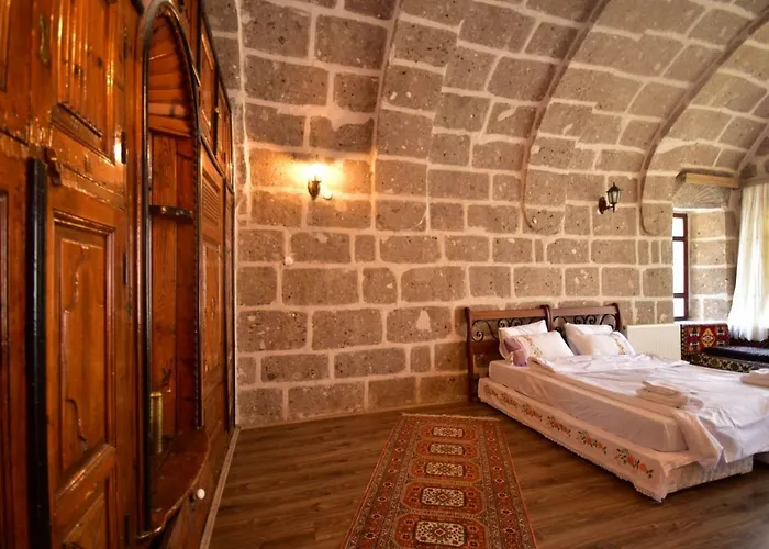 Kapadokya Ihlara Guenalp Konagi * Guzelyurt